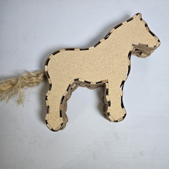 Vine‎ Tique Handmade Texas Basket, Equestrian Decor, Horse Shaped Basket - Picture 3 of 7